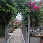 4 Seasons * Himarë