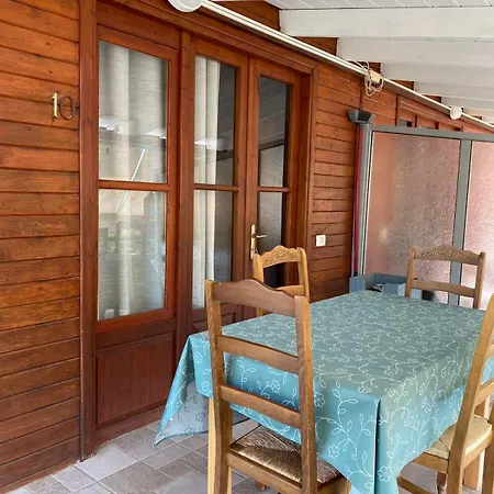 4 Seasons Apartment Himare