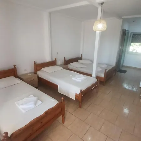 4 Seasons Химара