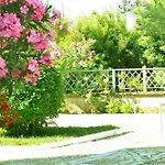 4 Seasons Апартаменты Химара