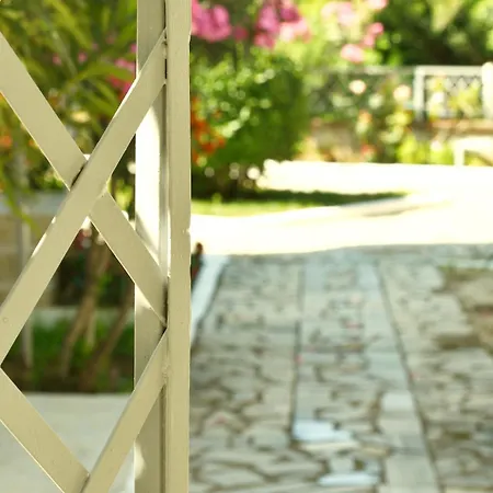 Apartment 4 Seasons Himare