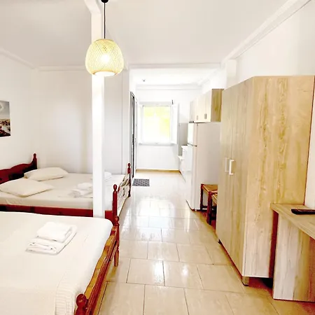 4 Seasons Apartment