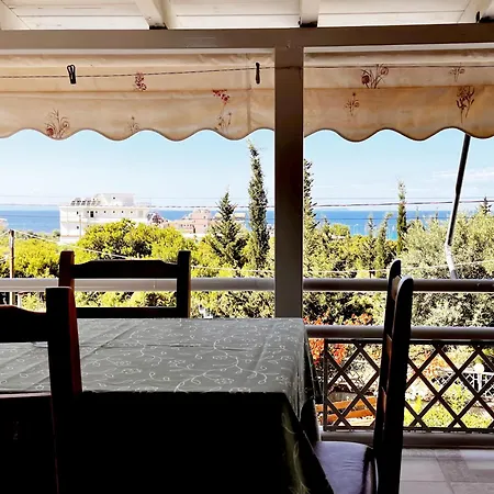 4 Seasons Apartment Himare