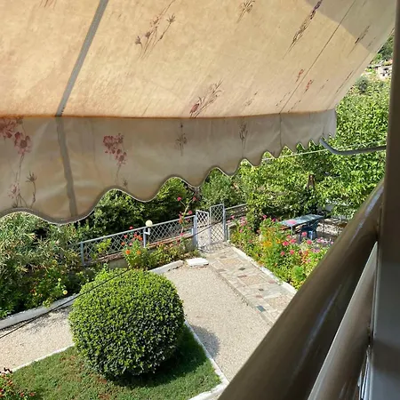Apartamento 4 Seasons Himare