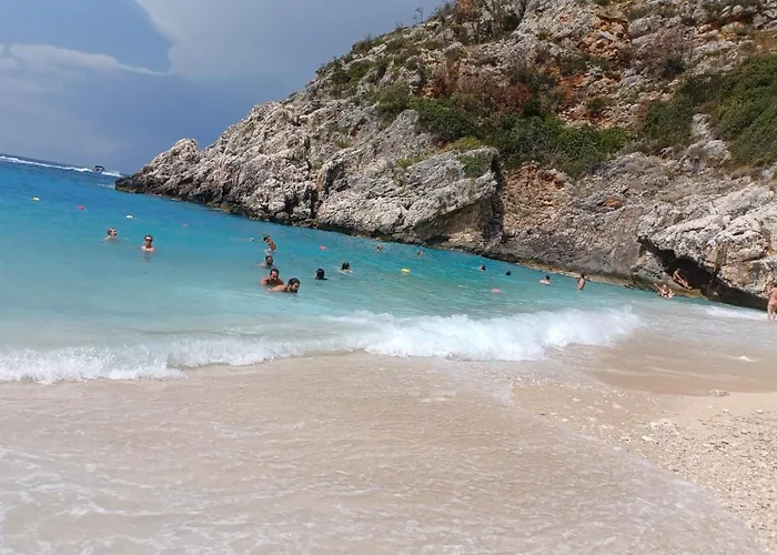4 Seasons Himare